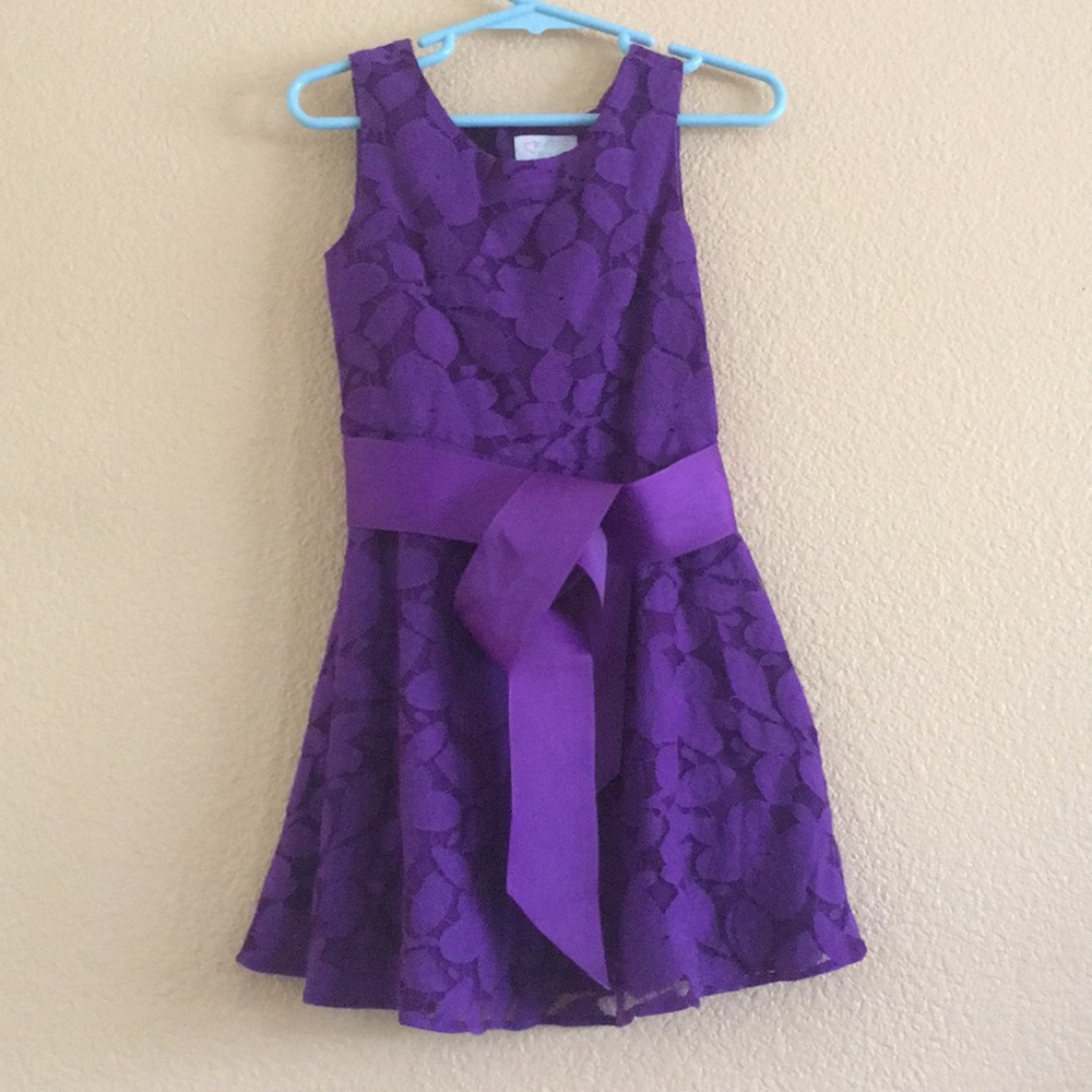 Girls dress